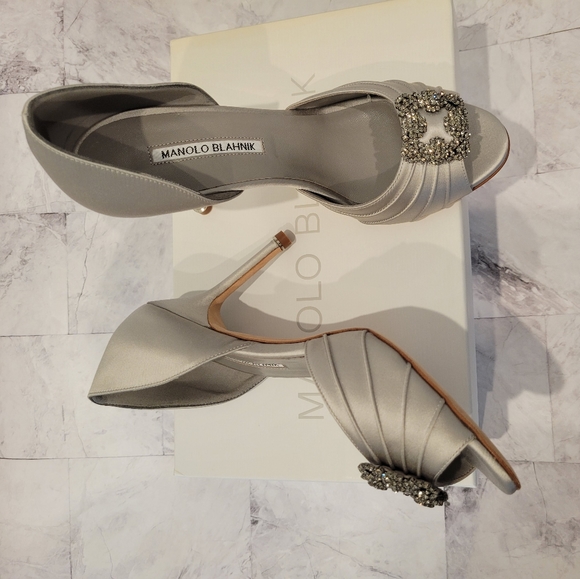 Manolo Blahnik Shoes - Brand new Manolo Blahnik open toe pumps